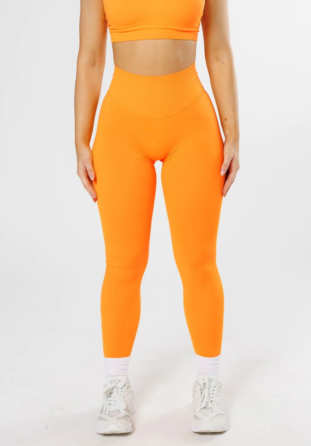 CurveFlex Hourglass Sculptseam? Plus Seamless Legging Apricot