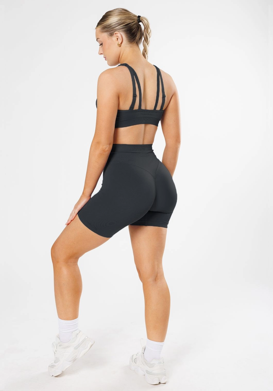CurveFlex? Hourglass Sculptseam? Plus Seamless Shorts 6?? Black
