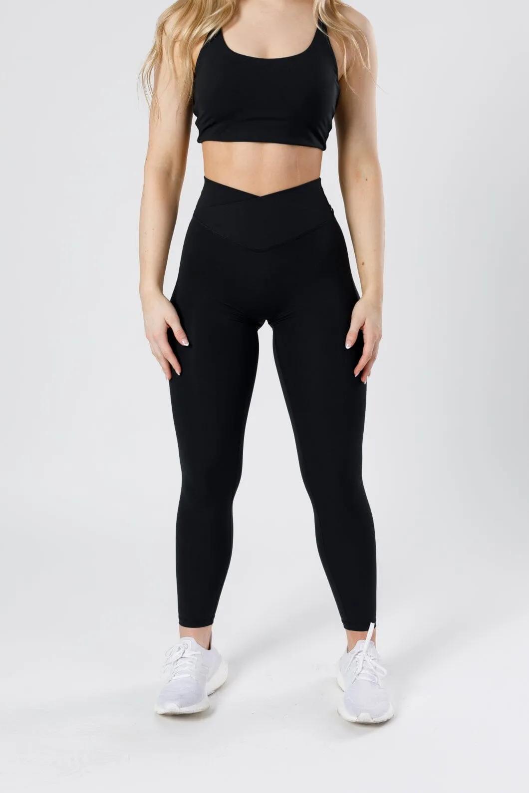 FlexSweat Crossover Sculptseam? Legging Black
