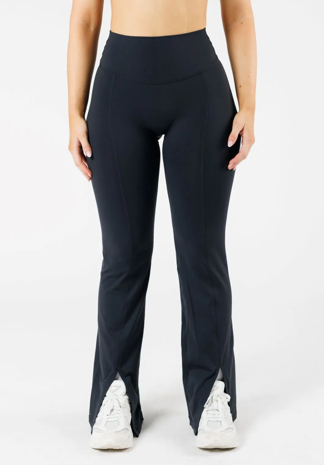 FormLux Front Slit Sculptseam? Plus Flare Legging 32" Black