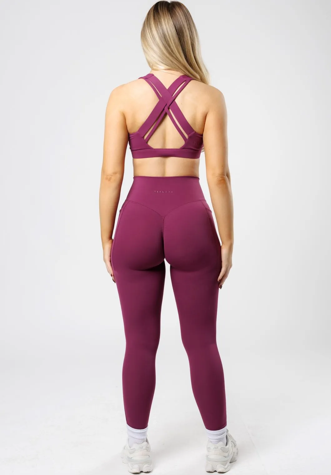 RecStretch? Empower Sculptseam? Plus Pocket Legging Bright Violet