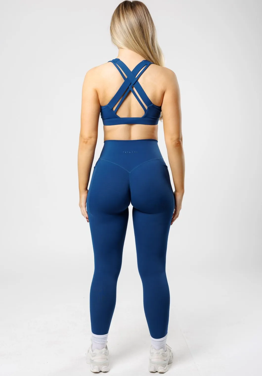 RecStretch? Empower Sculptseam? Plus Pocket Legging Ether