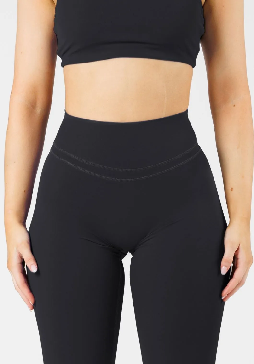 RecStretch? Levitate Sculptseam? Plus Legging Black