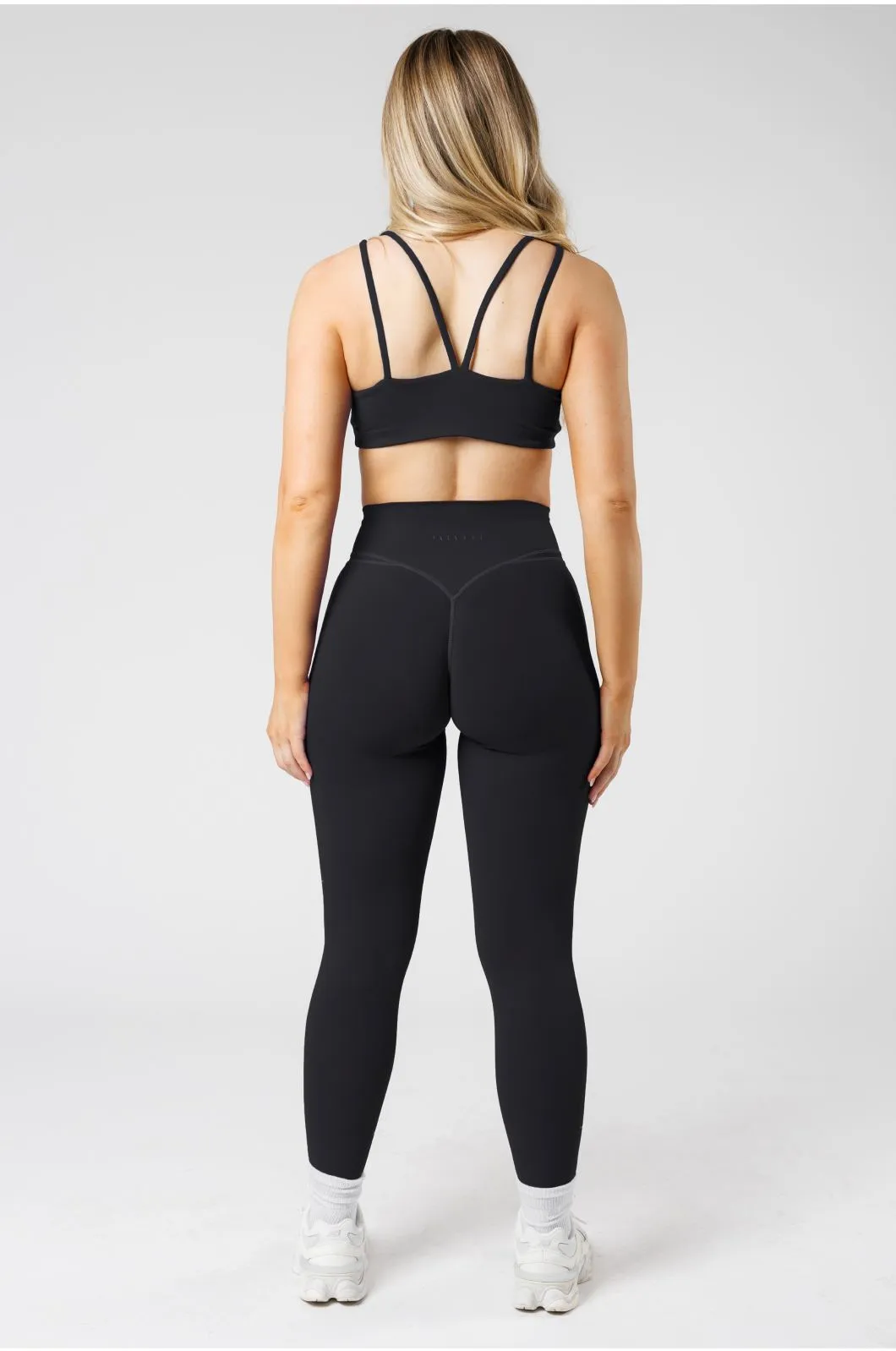 RecStretch? Levitate Sculptseam? Plus Legging Black