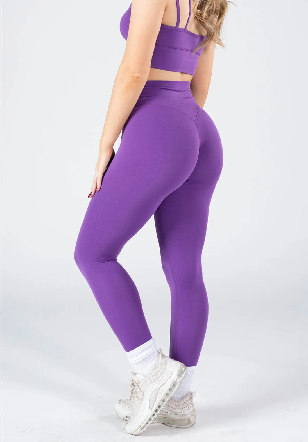 RecStretch? Levitate Sculptseam? Plus Legging Horizon