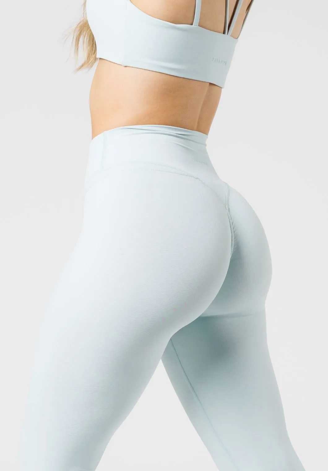 RecStretch? Levitate Sculptseam? Plus Legging Lazer