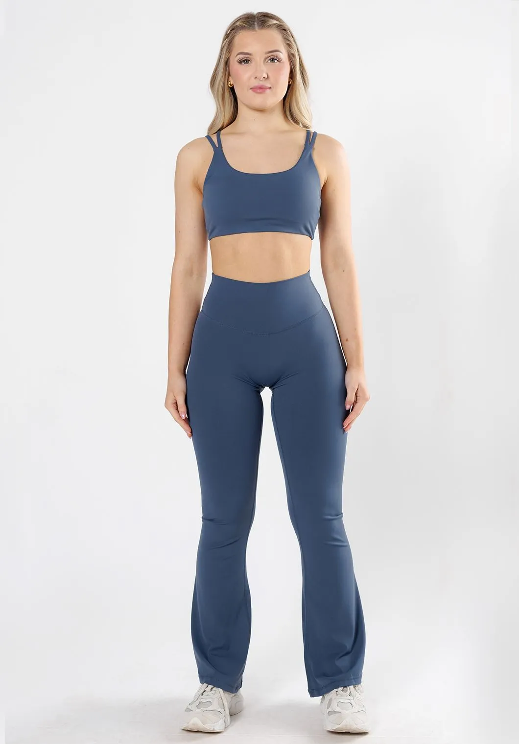 RecStretch? Original Sculptseam? Plus Essential Flare Legging 31" Water Sign