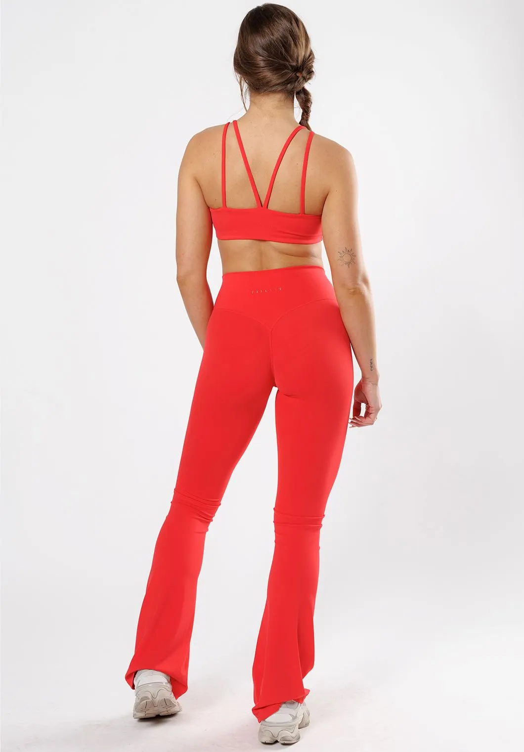 RecStretch Original Sculptseam? Plus Essential Flare Legging 34" Fire Sign