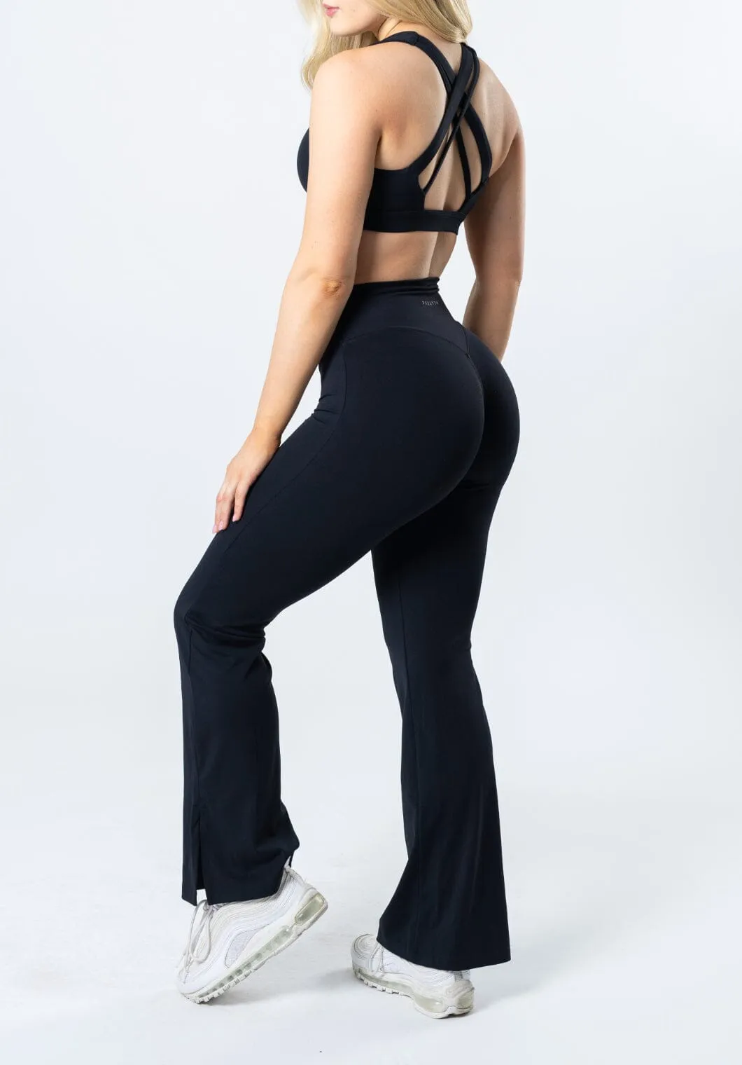 RecStretch? Original Sculptseam? Plus Flare Legging 31" Black