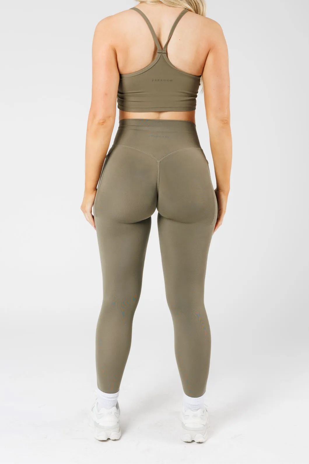 Reluna Empower Sculptseam? Plus Pocket Legging Everglades