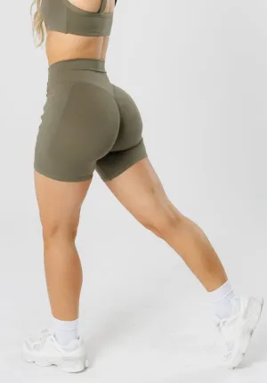 Reluna Empower Sculptseam?  Plus Pocket Short 6?? Everglades