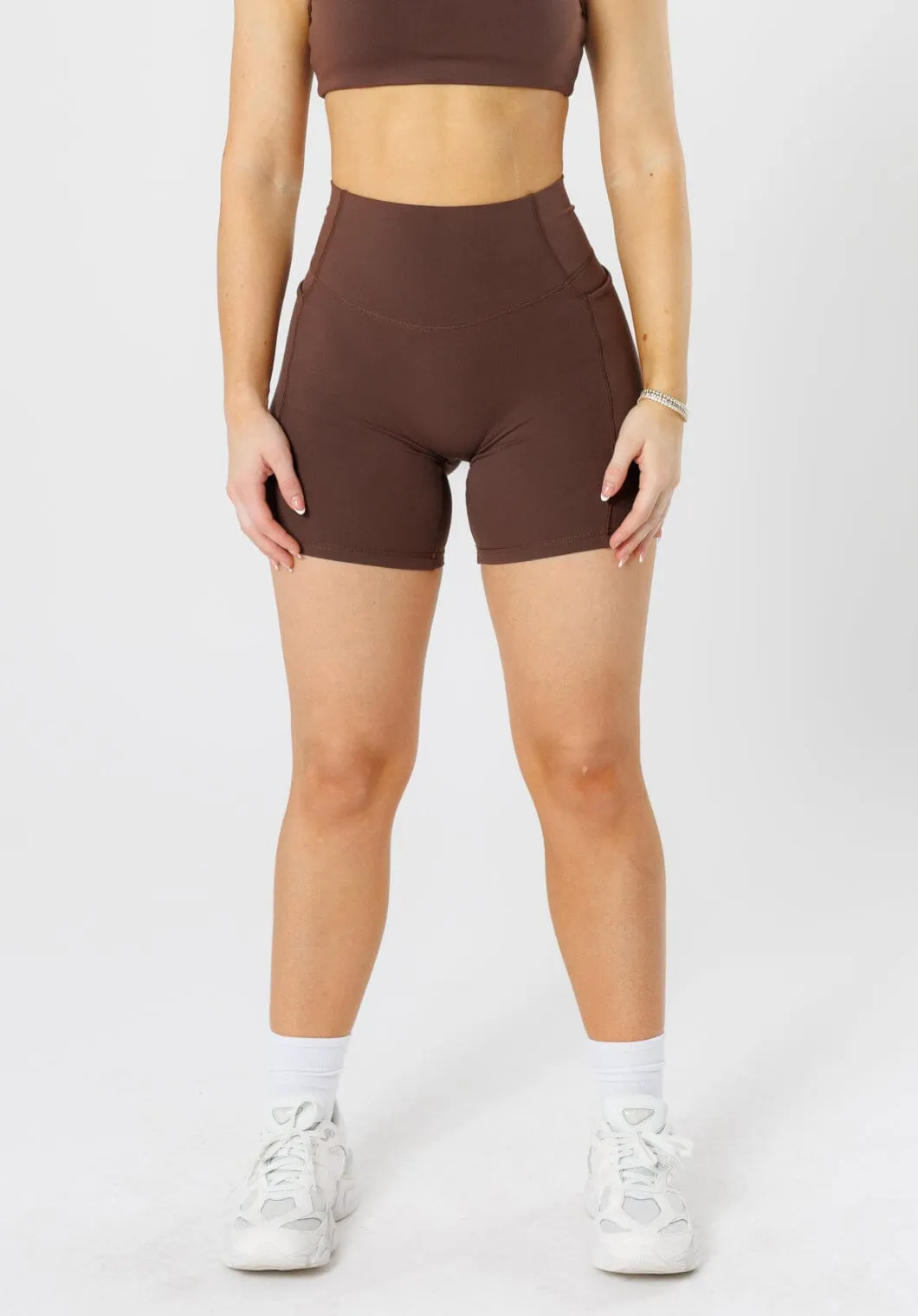 Reluna Empower Sculptseam?  Plus Pocket Short 6?? Walnut