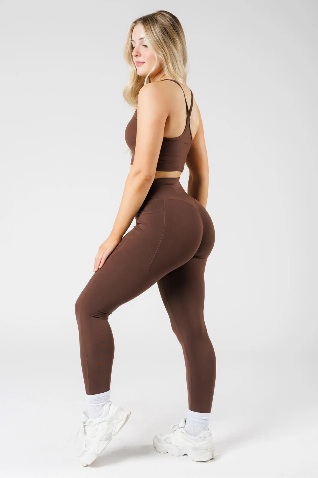 Reluna?  Empower Sculptseam? Pocket Legging Walnut