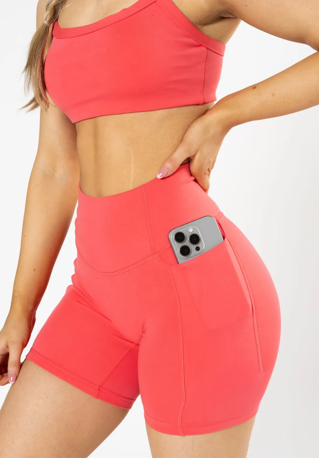 Reluna? Empower Sculptseam? Pocket Short 6?? Spicy Marg