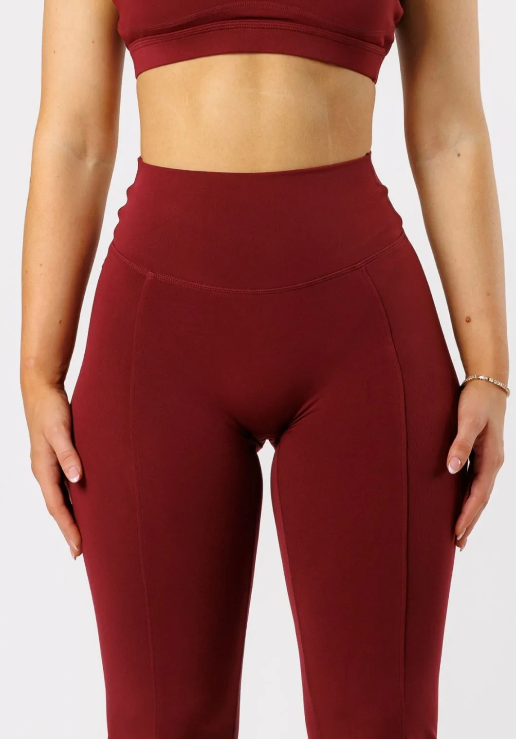 Reluna? Front Slit Sculptseam? Flare Leggings 31" Red Velvet