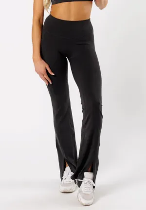 Reluna? Front Slit Sculptseam? Flare Leggings 34" Black