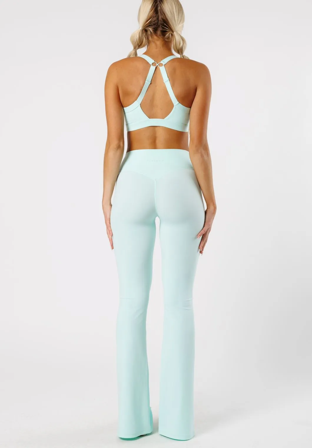 Reluna? Front Slit Sculptseam? Flare Leggings 34" Pale Jade