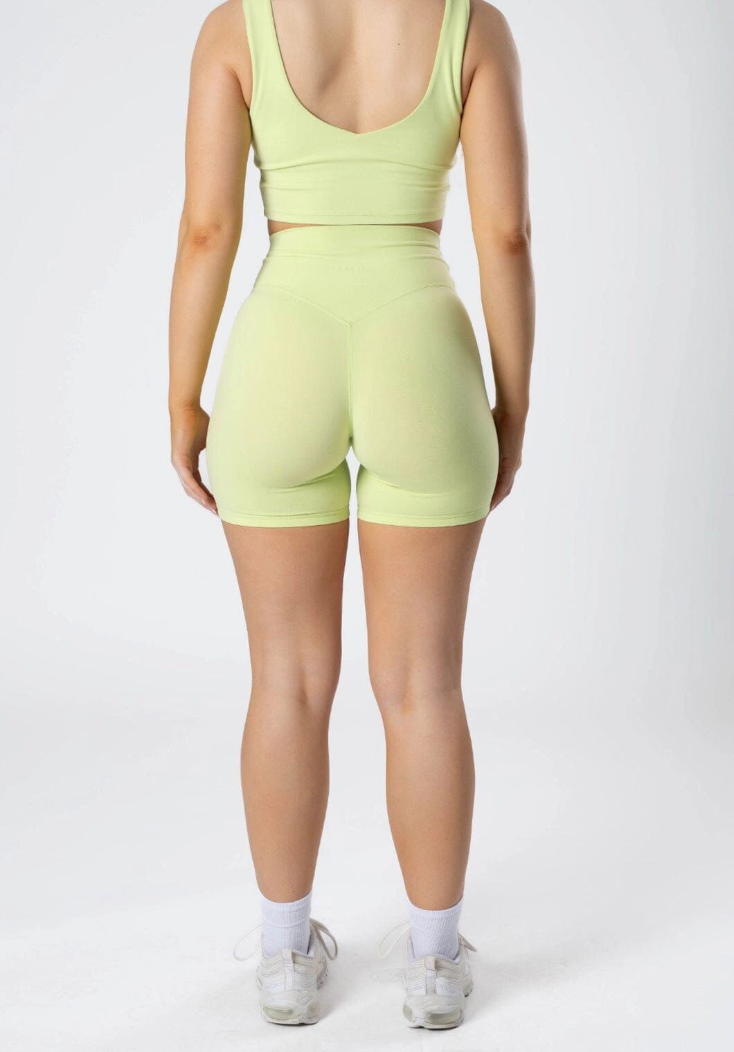 Reluna Original Sculptseam? Short 6" Clover