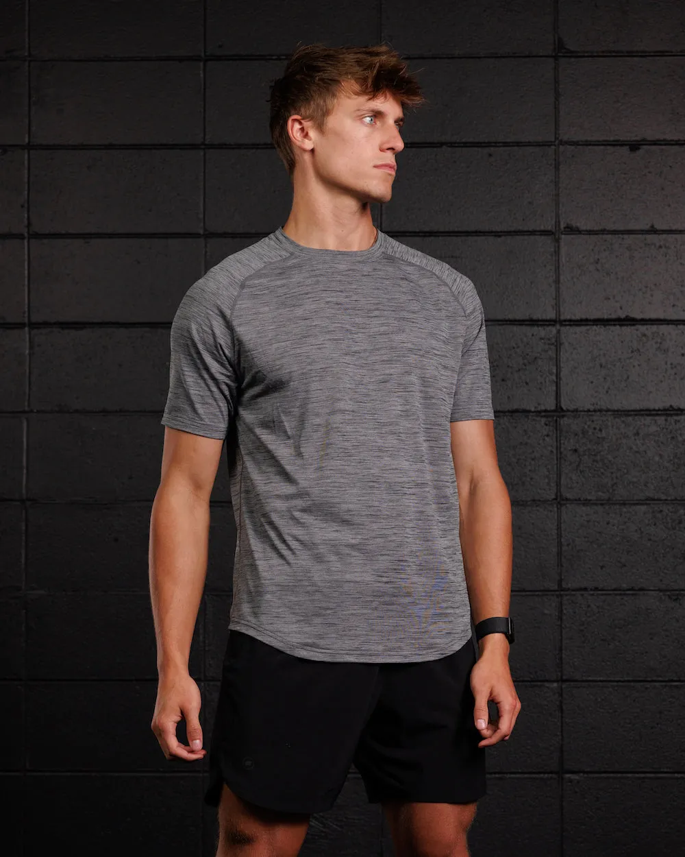 SmartTech Raglan Shirt | Charcoal Heather