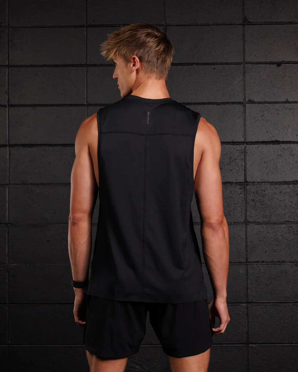 SmartTech Tank | Black