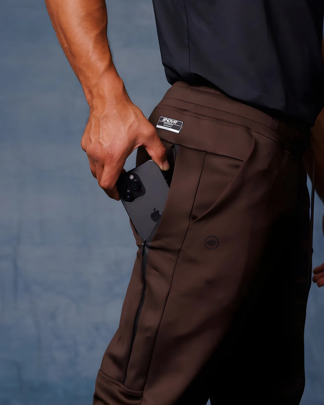 The Dynamic Warm Up Jogger | Dark Oak