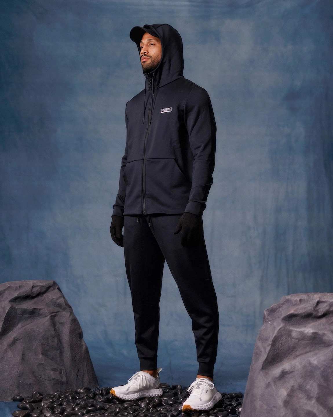 The Dynamic Warmup Hoodie | Black