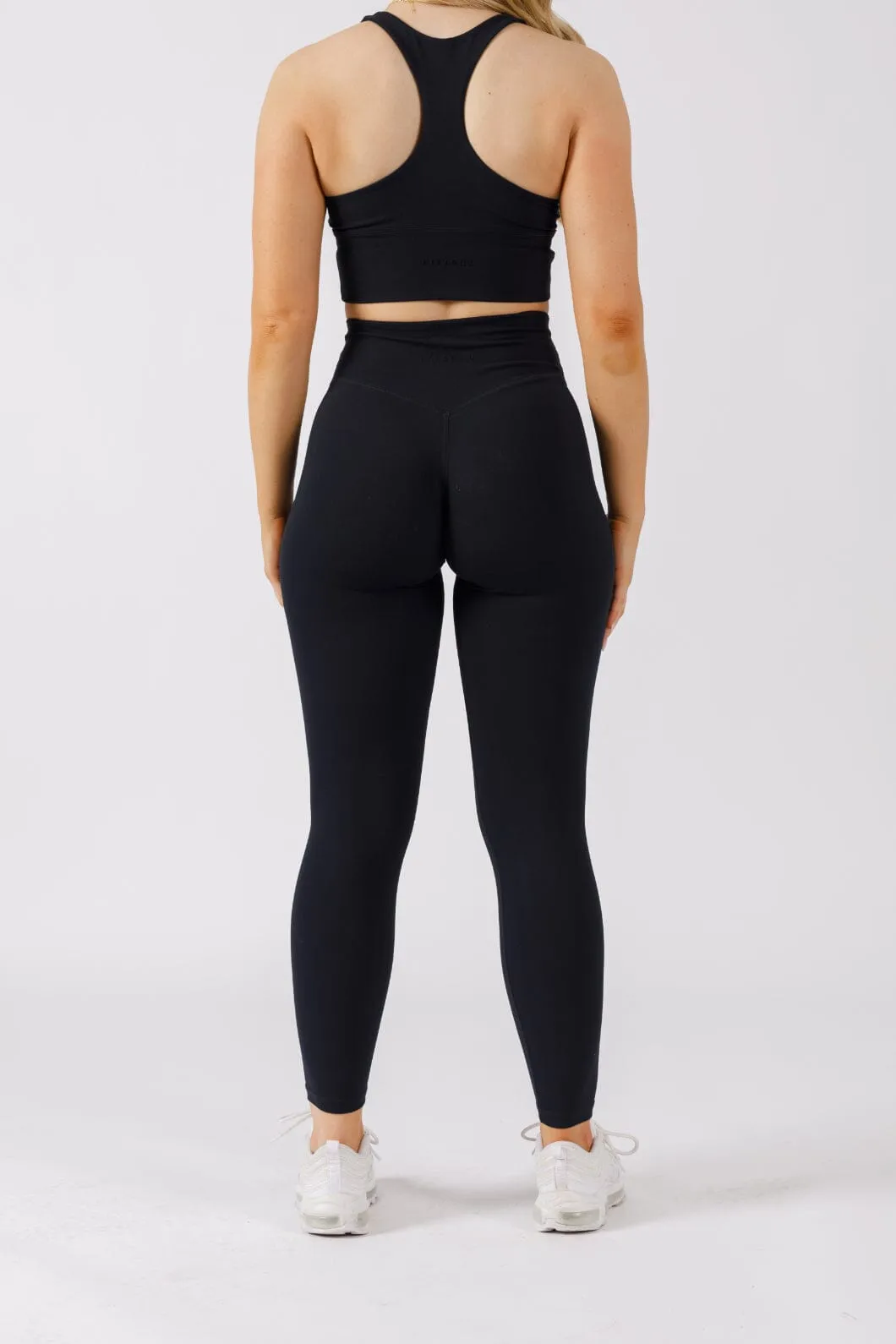 UltraLux Curve Contour Sculptseam? Legging Black