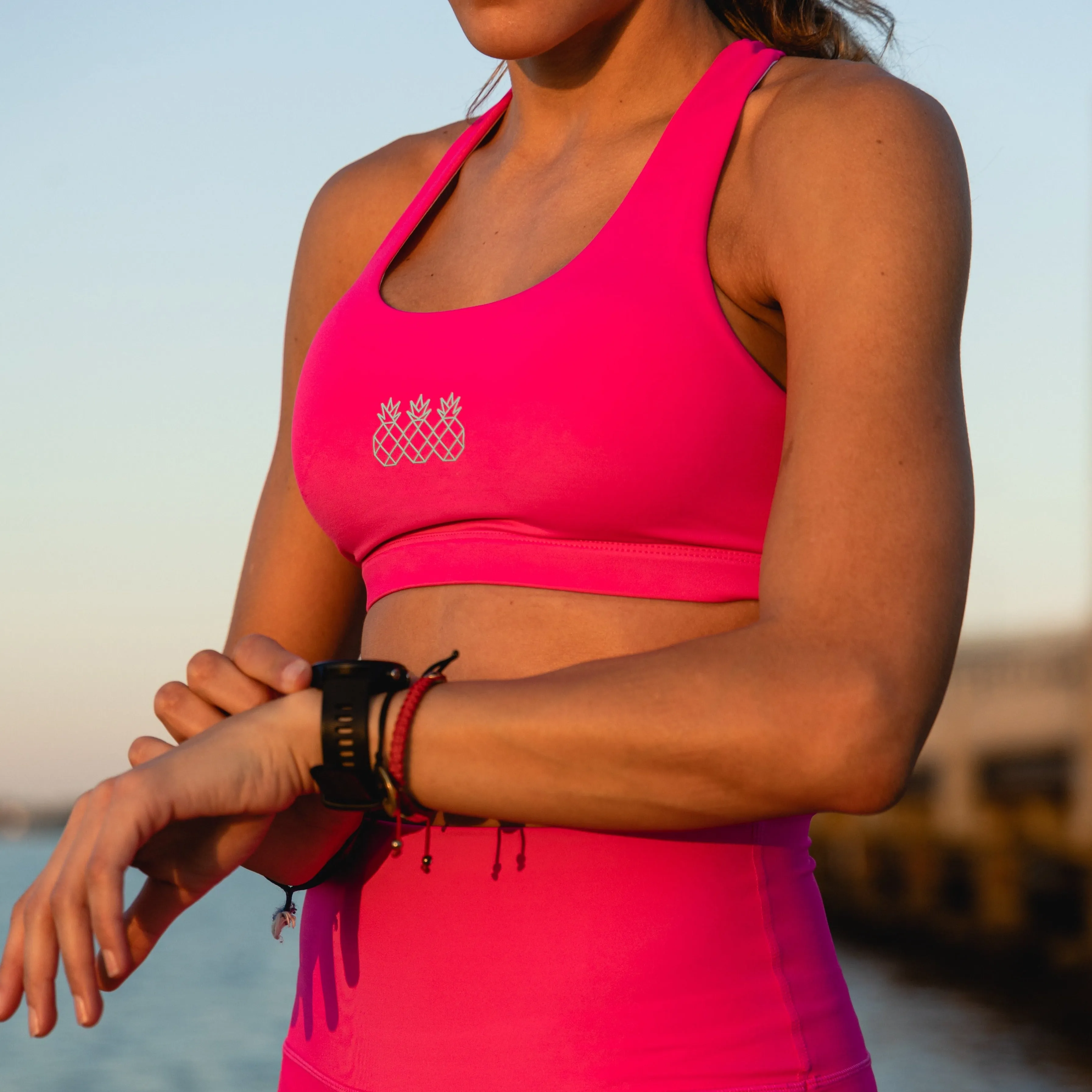 Women's Criss Cross Sports Bra | Hot Pink